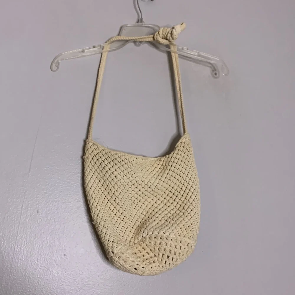 Vintage macramé woven off-white Crossbody shoulder bag purse one size